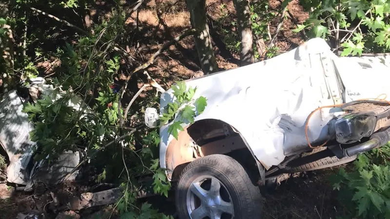 Adıyaman'da korkunç kaza! Kamyonet uçurumdan yuvarlandı: 2 kişi hayatını kaybetti