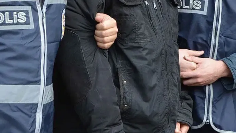 Ankara merkezli 2 ilde FETÖ'ye yönelik soruşturmalarda 5 gözaltı kararı