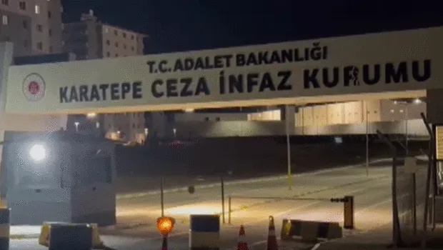 Avukat Rezan Epözdemir, Çorlu'da cezaevine konuldu