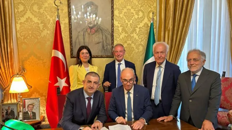 Baykar, İtalyan havacılık şirketi Piaggio Aerospace’i satın aldı