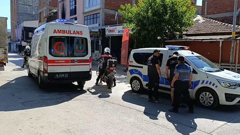 Bursa'da bir kadın kendisini aldatan eşini bıçaklayıp hastaneye götürdü