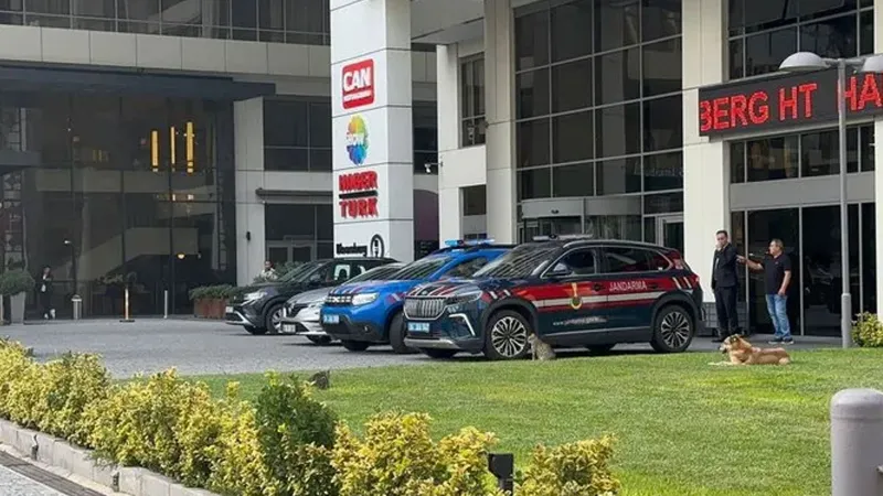 Ciner Holding soruşturmasında gözaltına alınan şüpheliler adliyeye sevk edildi