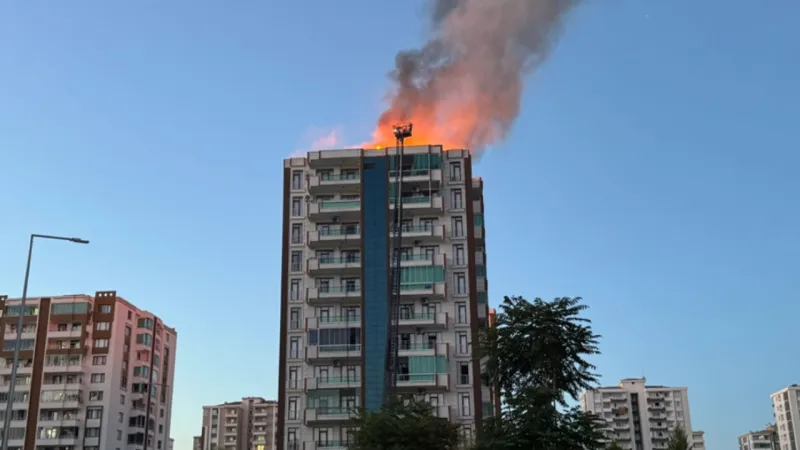Diyarbakır'da Yangın Faciası: 4 Ölüm! Gözaltılar Şoke Etti