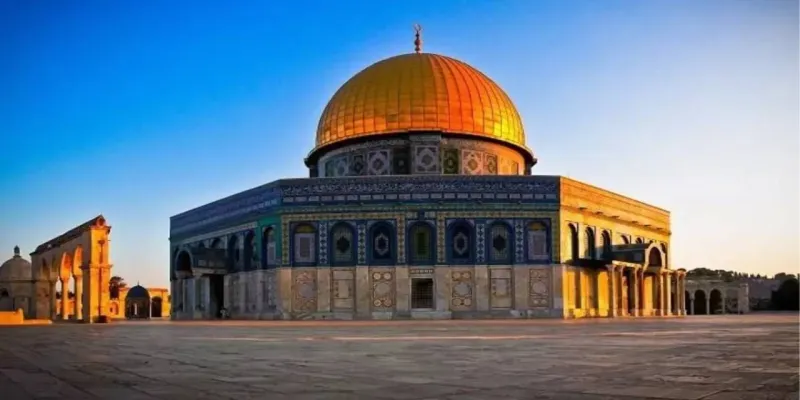 Fatiha okuyamayınca Mescid-i Aksa'ya alınmadı