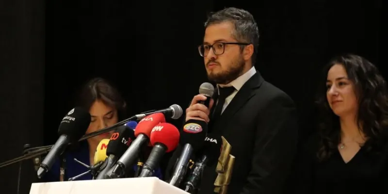 Gazeteci Oflaz'a Şok Dava! Yargıtay Kararını Haber Yaptığı İçin Mi?