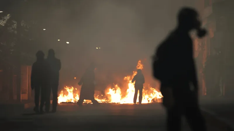 Gürcistan'da Darbe Girişimi Mi? Saray Baskınında Ortalık Karıştı!