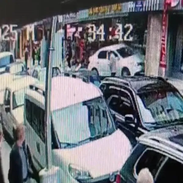 Alkollü Sürücü Dehşeti! Çocuklar Kıl Payı Kurtuldu!