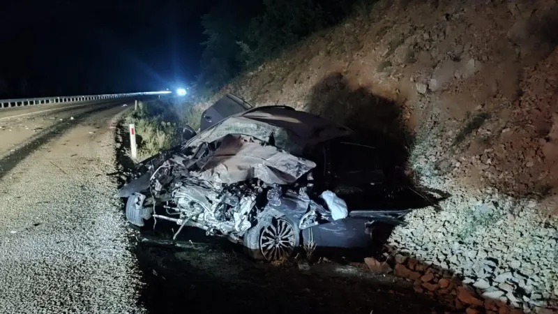 Konya'da yolcu otobüsüyle otomobil çarpıştı: 1 ölü, 8 yaralı