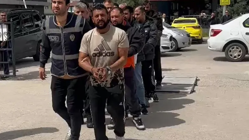 Edirne'de Şok Baskın! 7 Firari Hükümlü Yakalandı!