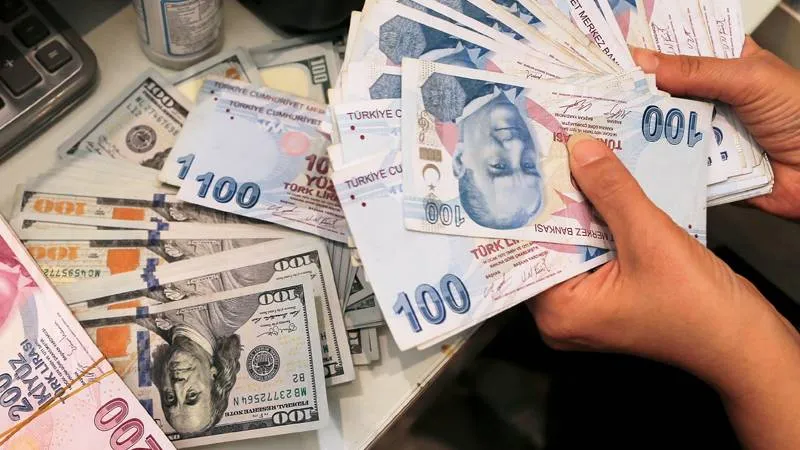 KKM'de Şok Düşüş! Yatırımcılar Ne Yapmalı? Uzman Yorumları