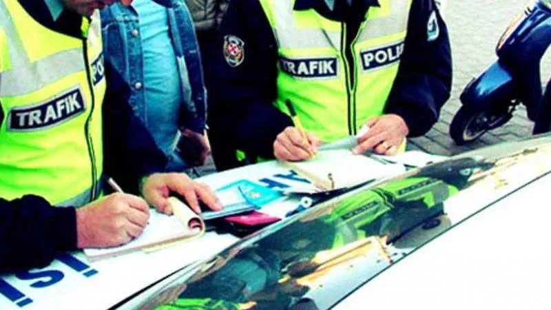 Zincirleme Trafik Cezası: Sürücülere Ağır Darbe! İşte Detaylar