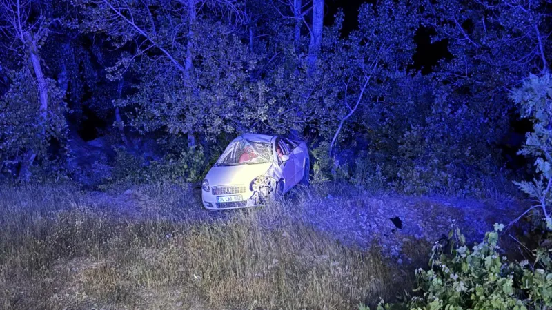 Tunceli'de Korkunç Kaza! Otomobil Şarampole Yuvarlandı!